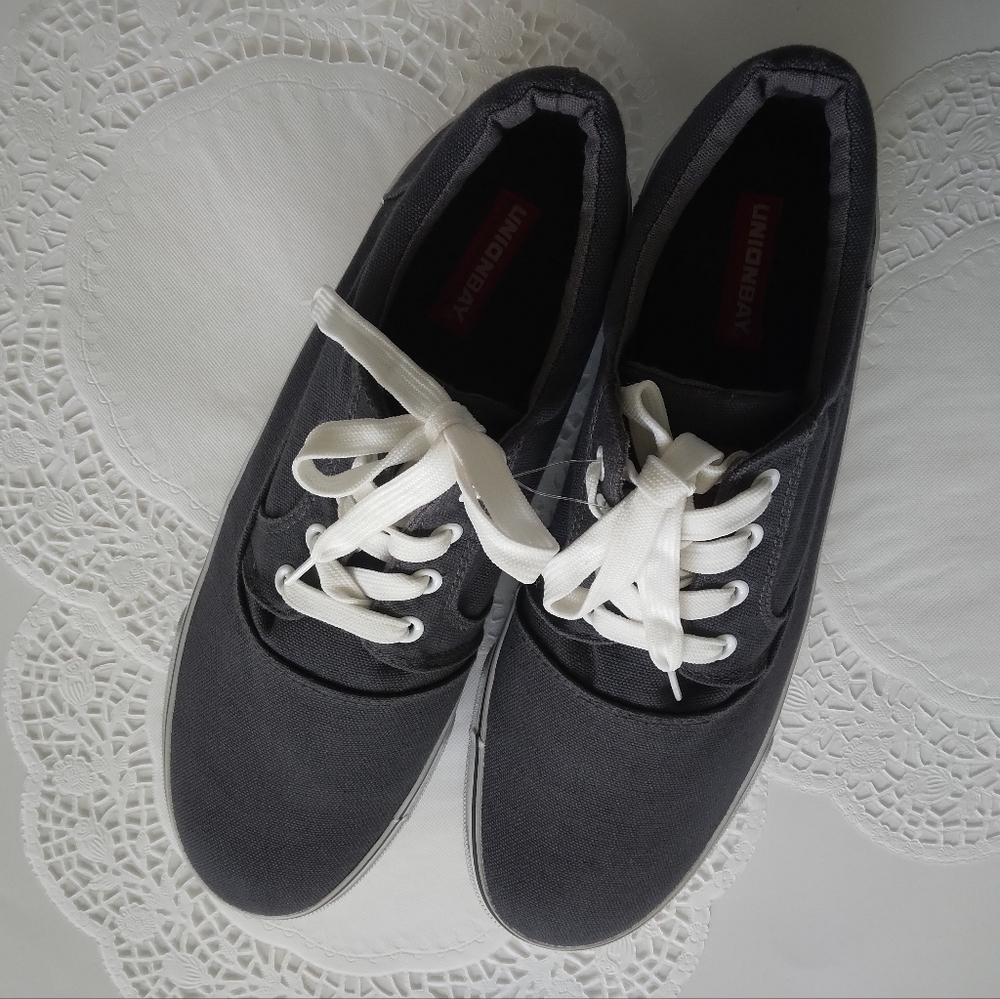 UNIONBAY boat style canvas shoes - Picture 9 of 9